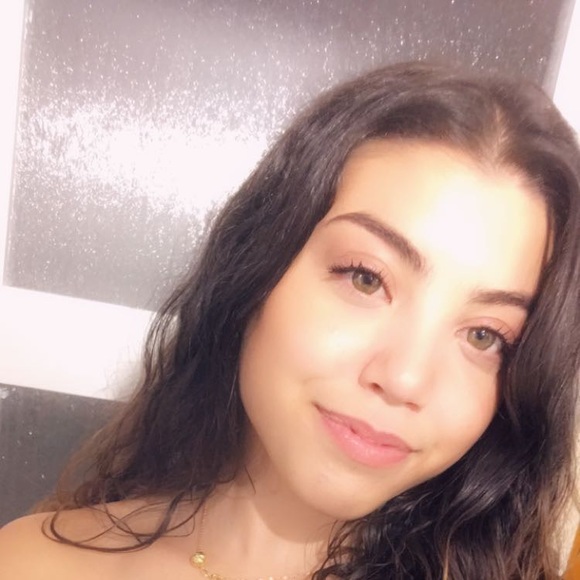 Meet your Posher, Micha - Picture 1 of 1